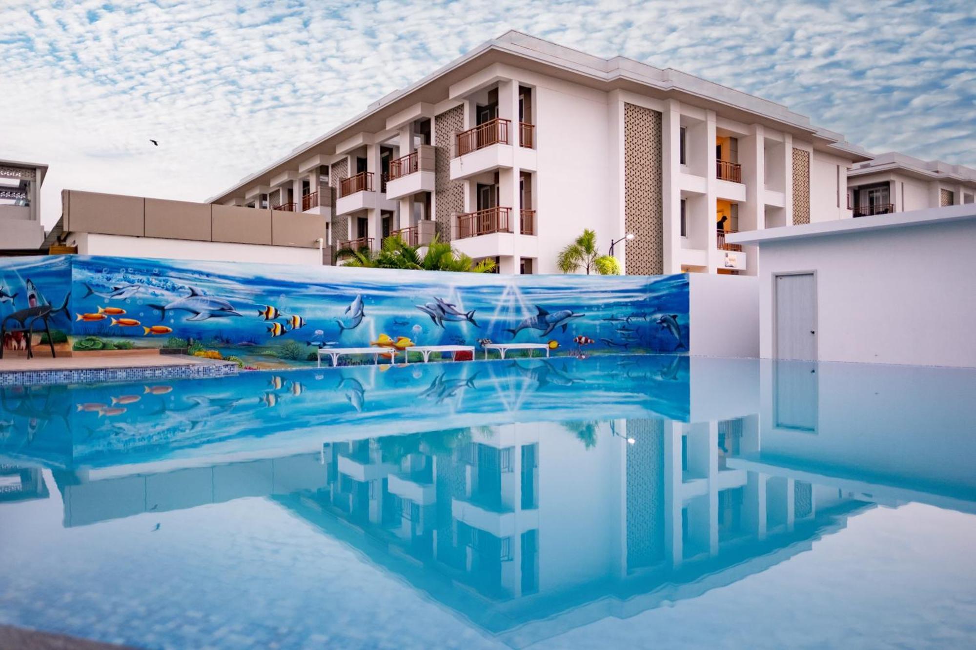 Palm Regal Resort โกปาลปุระ ภายนอก รูปภาพ