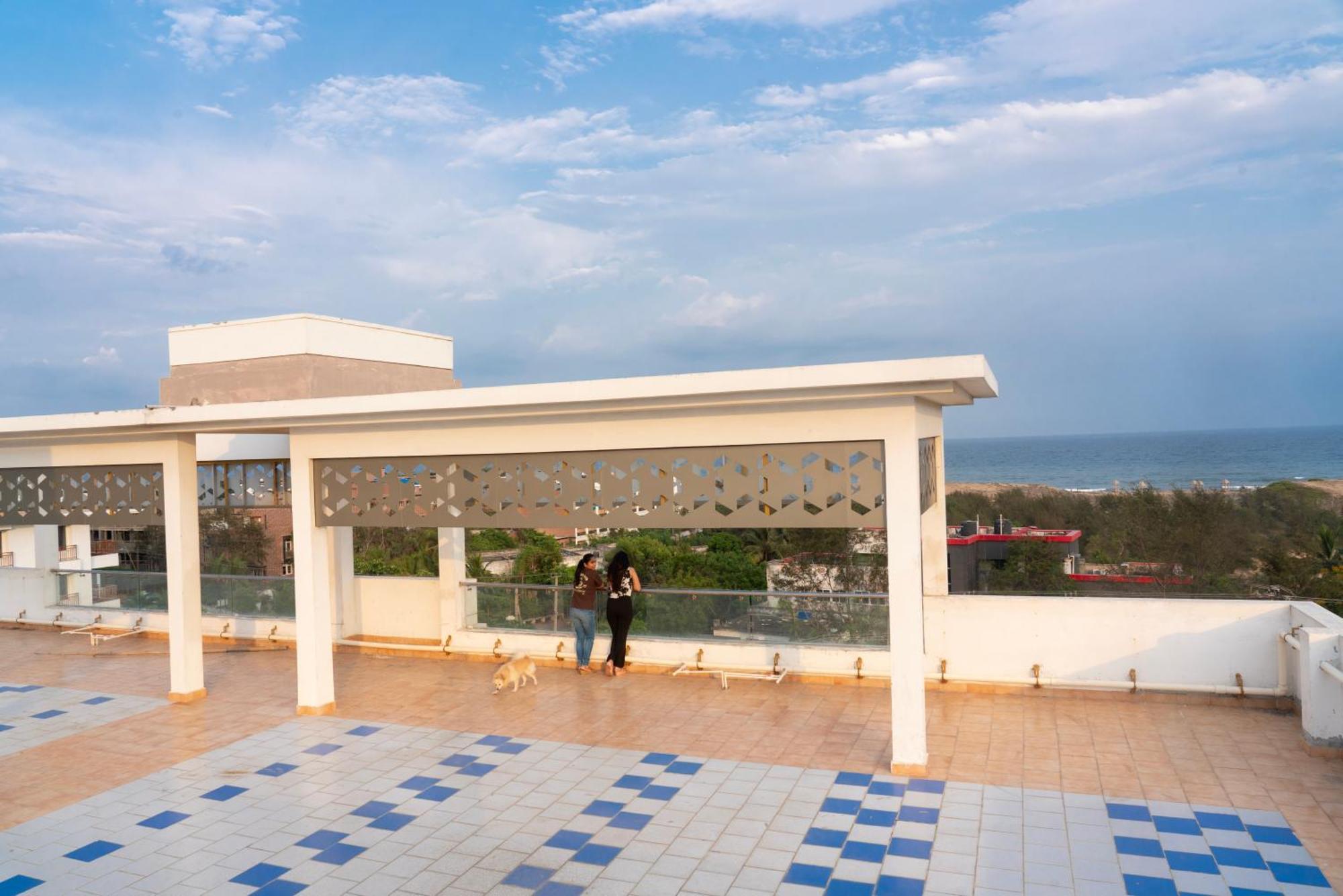 Palm Regal Resort โกปาลปุระ ภายนอก รูปภาพ