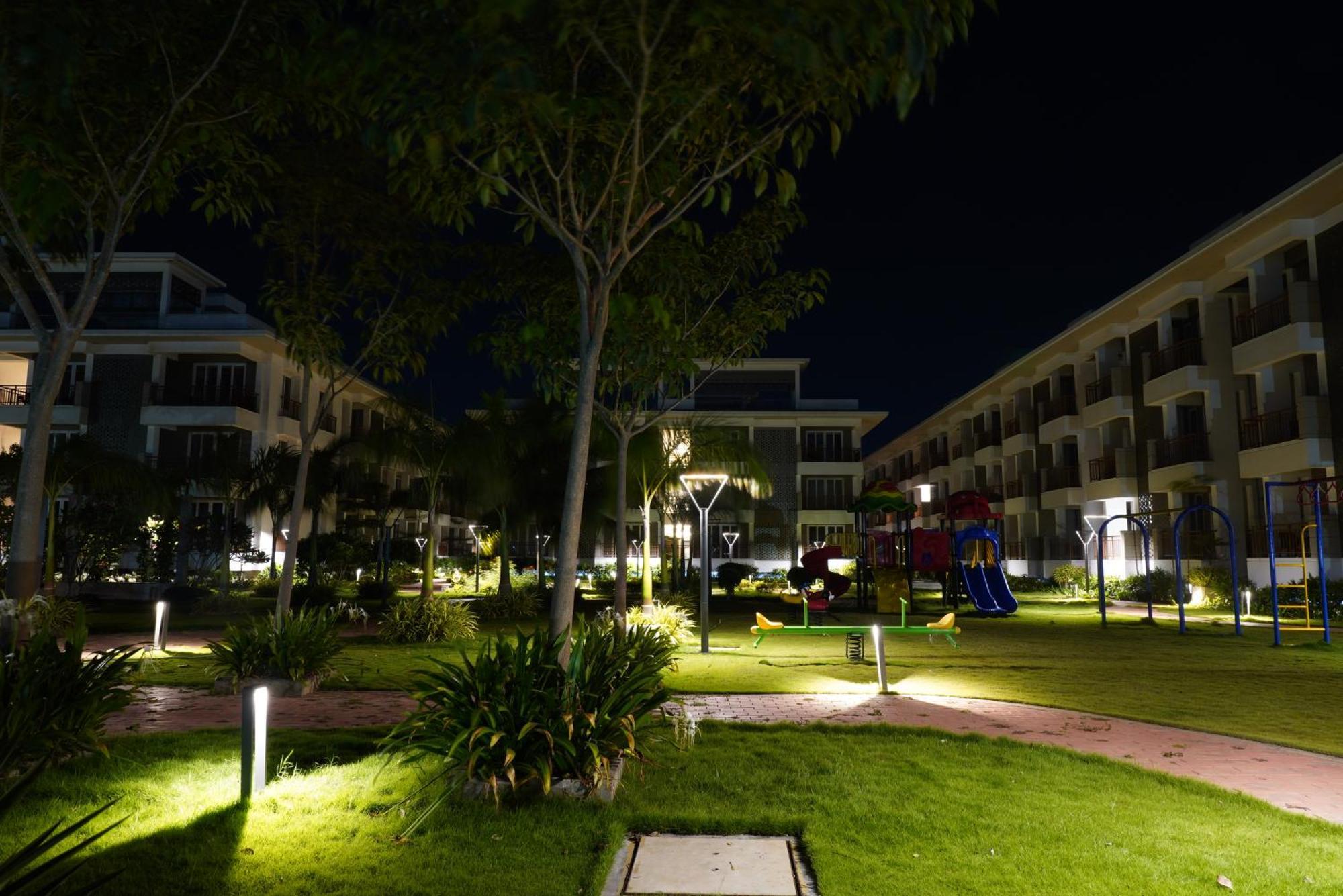 Palm Regal Resort โกปาลปุระ ภายนอก รูปภาพ
